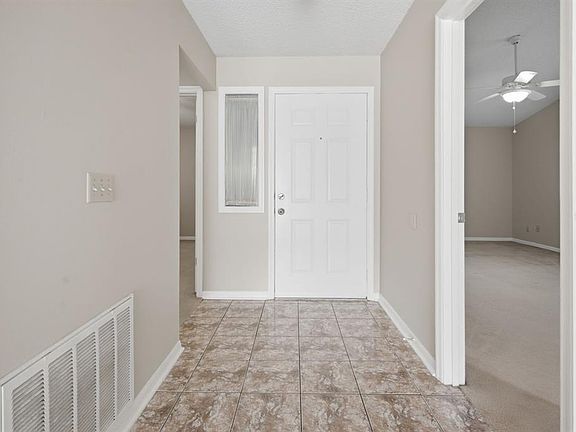 3rd image of 642 WARRENTON ROAD