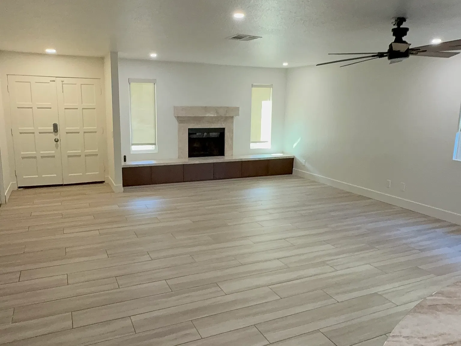 3 bed, 1439 sqft, $3,000 — Photo 2