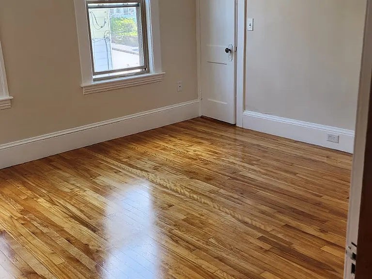 9 Greendale Ave #2 — Photo 13