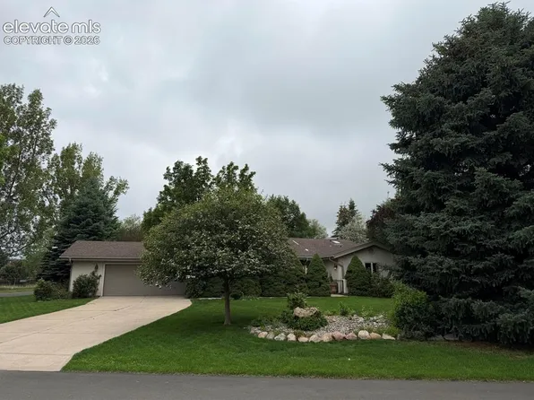 3020 Rockbrook Ln, Colorado Springs, CO 80904