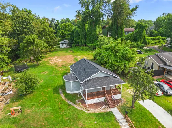 2212 Sellars St, Ashland, KY 41101