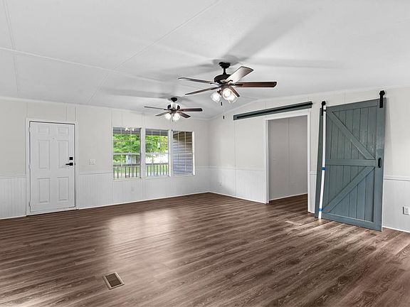 3rd image of 5 Stokes Rd