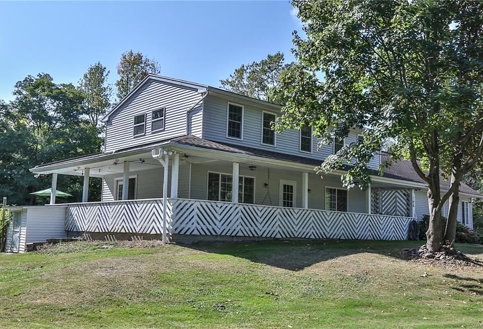1st image of 188 Elm Dr