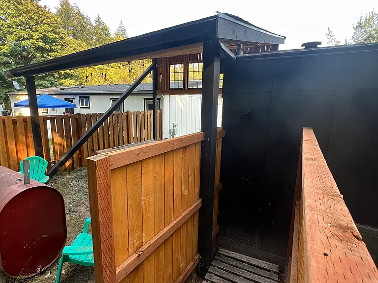 outdoor shower