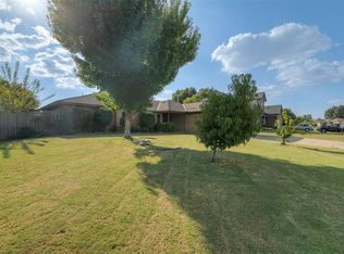 9936 Birkenhead Ct, Yukon, OK 73099