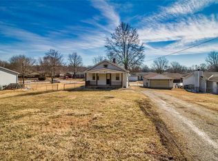 6154 Hawkins Fuchs Rd, Saint Louis, MO 63129