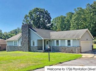 1726 Plantation Dr, Collinsville, VA 24078