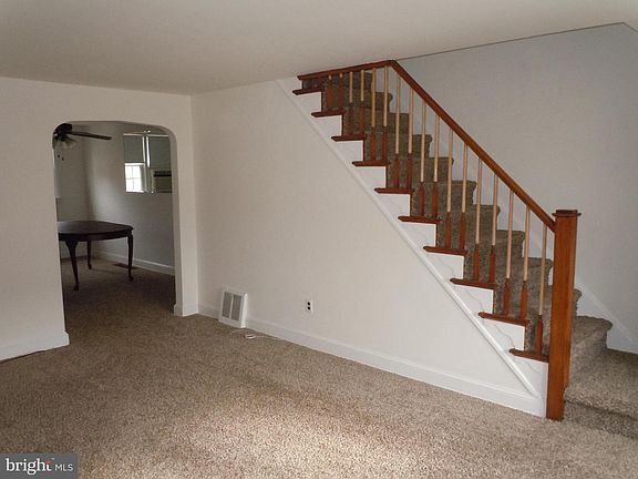 3rd image of 2410 Stoneybrook Ln