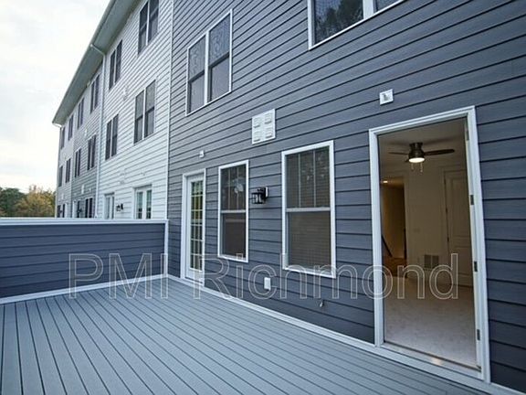 5th image of 127A Wellie Hill Pl