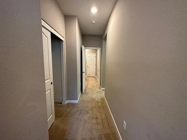 672 Barcelona Loop — Photo 12