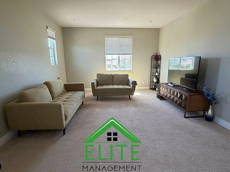 1951 Water Lily Dr — Photo 10