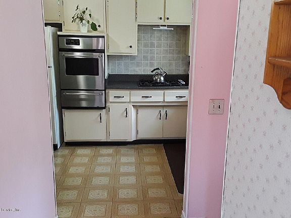 4th image of 4297 Richmond Ave
