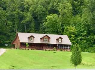 82 Family Circle Dr, East Point, KY 41216