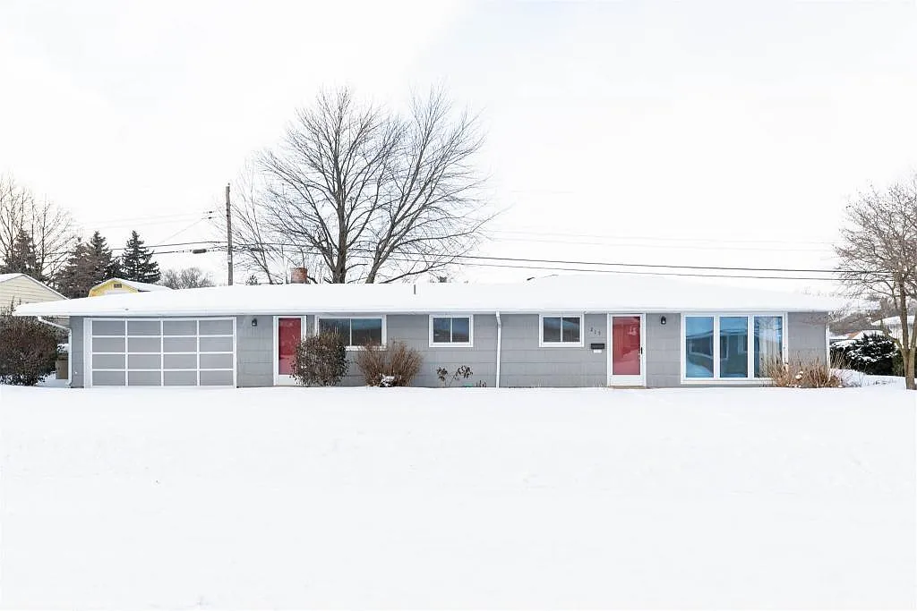 215 Eunice Dr photo 1