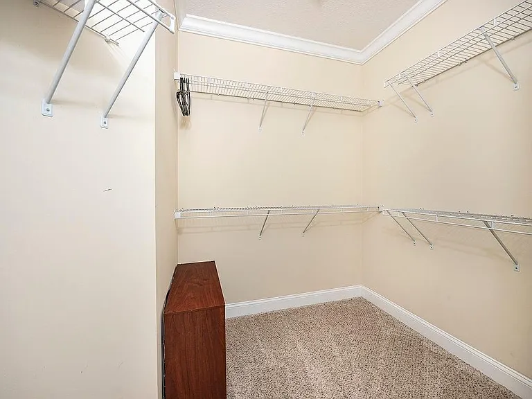 802 Reserve Ln — Photo 24