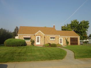 812 Garfield Ave, Grant, NE 69140
