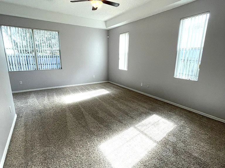 2722 Willow Creek Dr — Photo 21