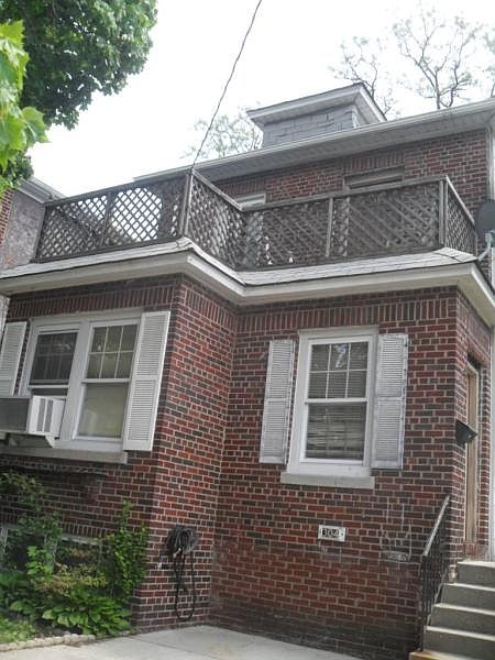 1st image of 304 Sommerville Pl