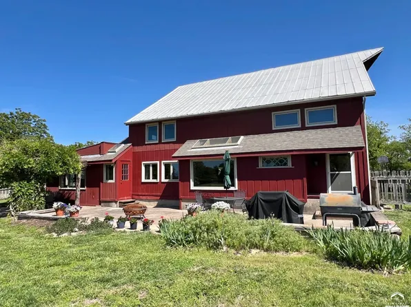 797 E 1217th Rd, Lawrence, KS 66047
