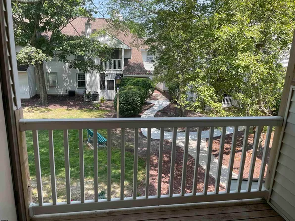 155 Edgewater Dr #155, Absecon, NJ 08205