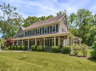 2 Bandera Dr, Bedford, MA 01730