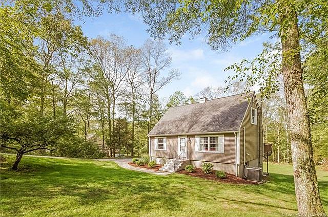 Adorable cape on almost 2 a...