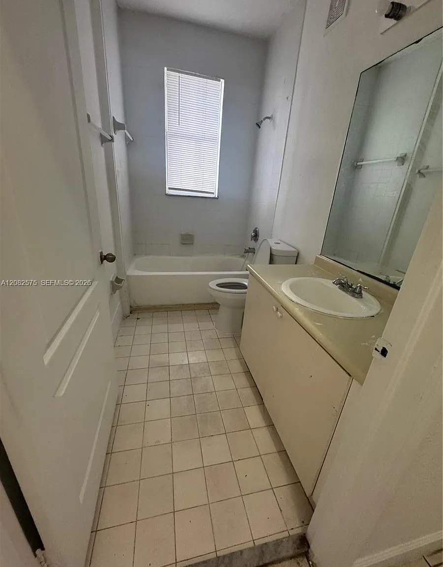 Shoma Condo At Keys Cove — Photo 3