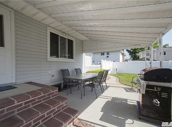 4th image of 59 Cortland Ave