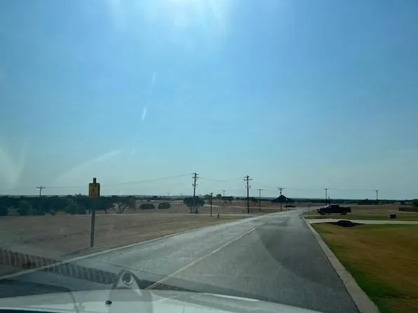 7313 Retreat Blvd, Cleburne, TX 76033