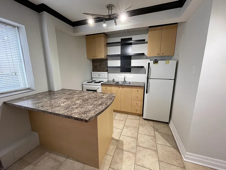 729 Cooper St — Photo 5