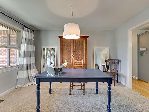 4th image of 2718 Critz Ln