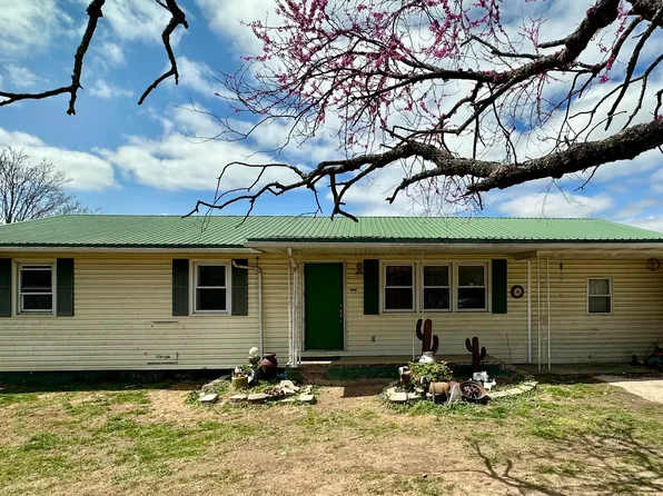 7060 County Road 8240, West Plains, MO 65775