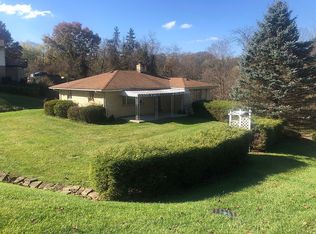 2025 Margarite St, Monroeville, PA 15146