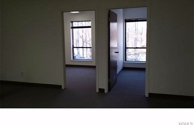 2nd image of 55 Old Turnpike Rd Ste 306