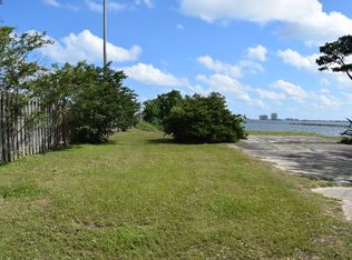 8445 Navarre Pkwy, Navarre, FL 32566