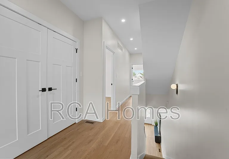 47 S Keystone Ave — Photo 14