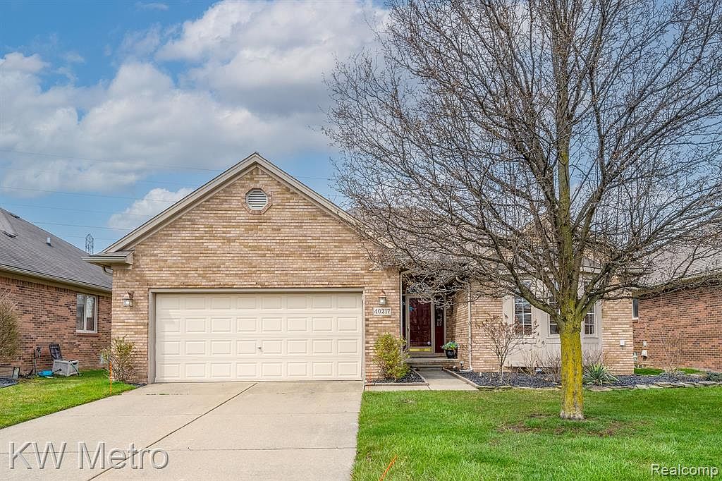 40217 Long Horn Dr, Sterling Heights, MI 48313 Zillow
