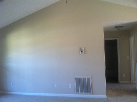 2nd image of 2035 Jackson Crossing Ct