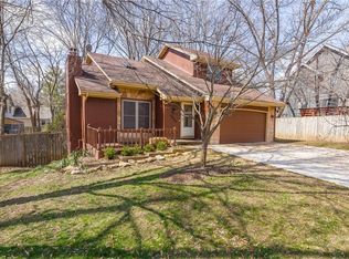 8524 N Troost Ave, Kansas City, MO 64155