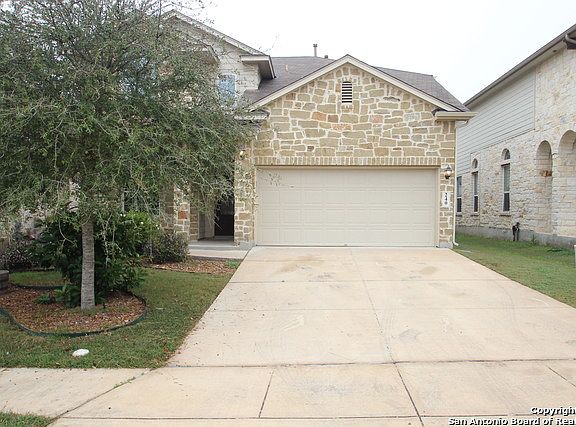 3rd image of 240 Oak Creek Way