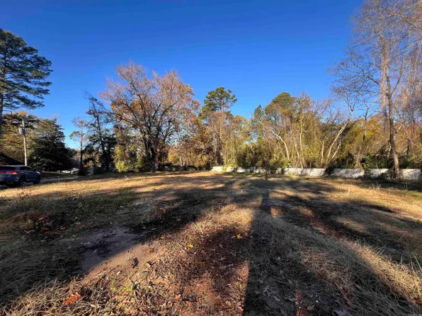 304 Agee Ave N, Camden, AR 71701
