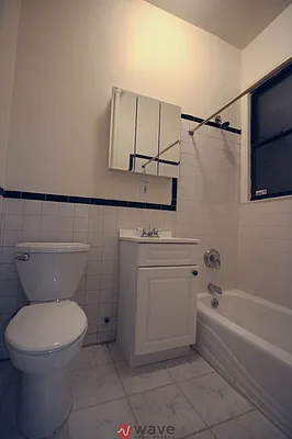 Rented by Wave Real Estate Group | media 21