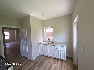 2nd image of 6 Gordon Pl