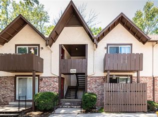 6214 Robinson St APT 4, Overland Park, KS 66202