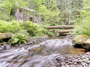 74902 E Road 28a, Welches, OR 97067