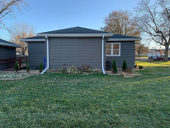 new landscaping, wide ramp