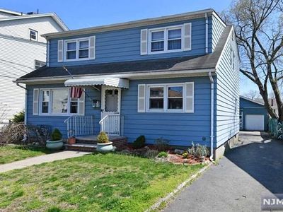 20 Kossuth St, Haledon, NJ, 07508