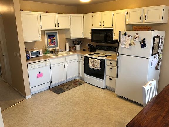 3rd image of 315 N Airlite St APT C