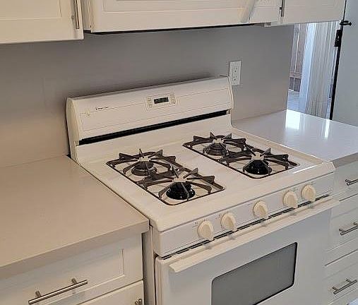 5th image of 1017 10th St #5