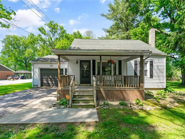 1521 W Park Ave, Niles, OH 44446